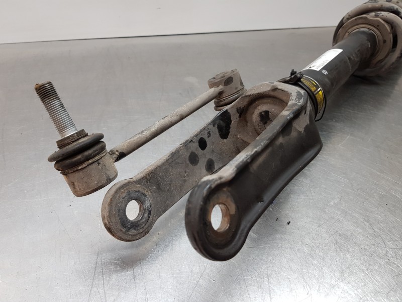 Recambio de amortiguador delantero derecho para mercedes clase m (w164) 4-matic referencia OEM IAM A164320013064 A1643203413 