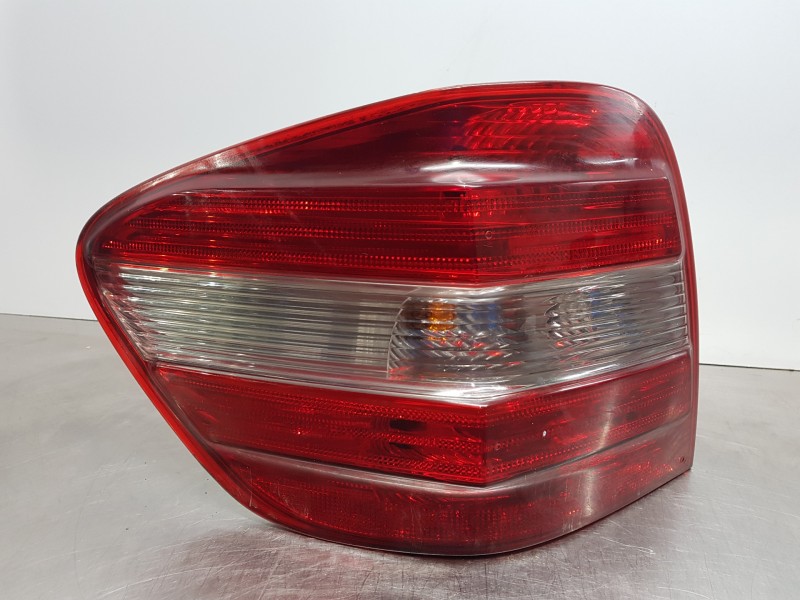 Recambio de piloto trasero izquierdo para mercedes clase m (w164) 4-matic referencia OEM IAM A1649060900  