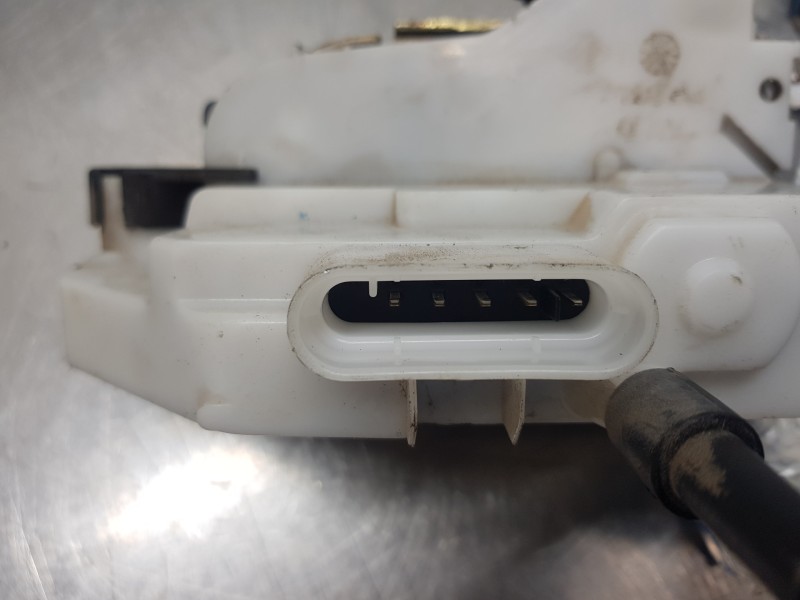 Recambio de cerradura puerta delantera izquierda para citroen c2 audace referencia OEM IAM 9135P9  