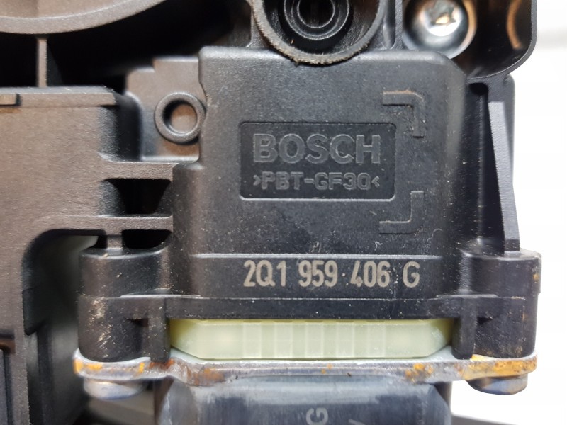 Recambio de elevalunas delantero derecho para seat arona style referencia OEM IAM 6F9837462E 2Q1959406G 