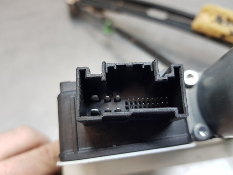 Recambio de elevalunas delantero derecho para seat arona style referencia OEM IAM 6F9837462E 2Q1959406G 