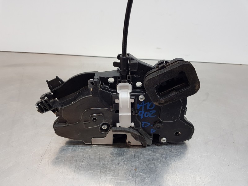 Recambio de cerradura puerta delantera derecha para seat arona style referencia OEM IAM 10B837016B  