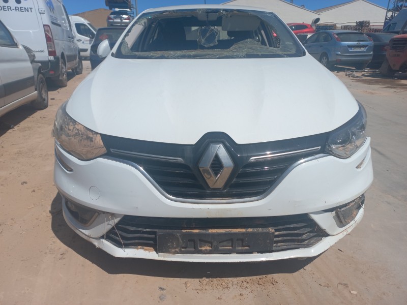 renault megane iv berlina 5p del año 2015 renault megane iv berlina 5p del año 2015