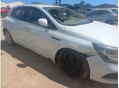 renault megane iv berlina 5p del año 2015 2