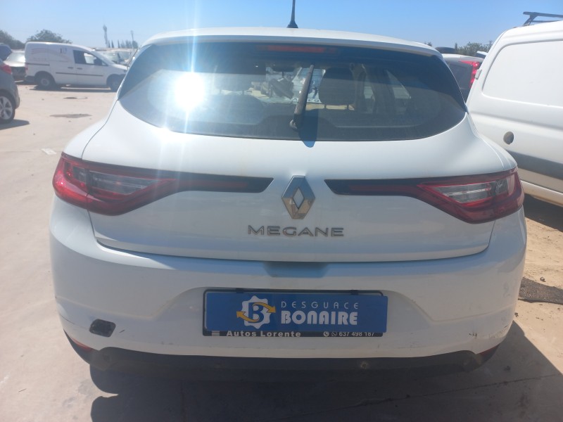 renault megane iv berlina 5p del año 2015 renault megane iv berlina 5p del año 2015