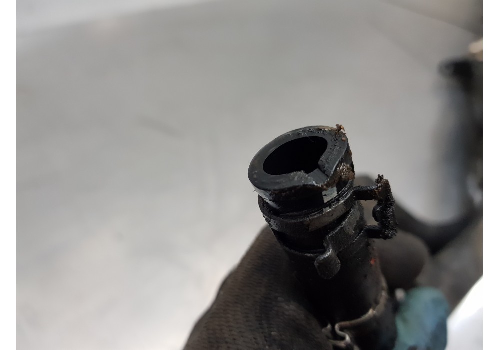 Recambio de tubo presion direccion asistida para audi a4 avant (8e) confort referencia OEM IAM 8E1422891AG 8E0422885AS 8E1422893