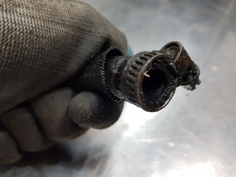 Recambio de tubo presion direccion asistida para audi a4 avant (8e) confort referencia OEM IAM 8E1422891AG 8E0422885AS 8E1422893