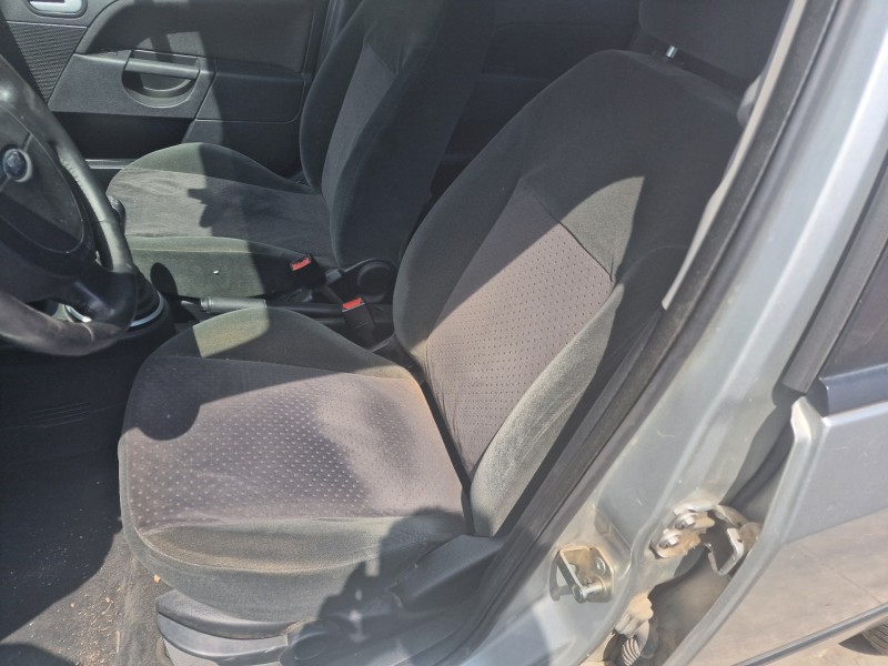 ford fiesta (cbk) del año 2005