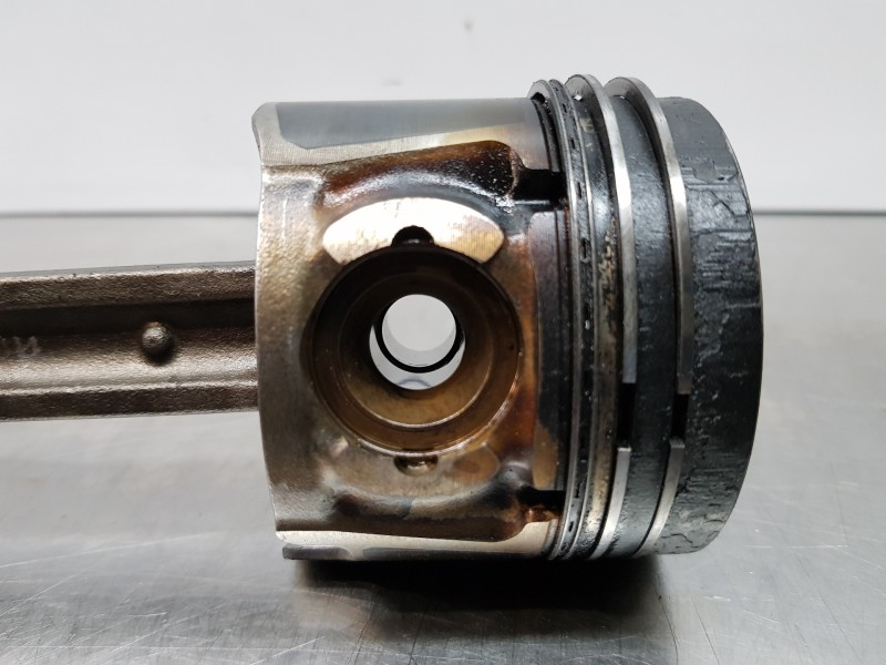 Recambio de biela para hyundai ix35 klass referencia OEM IAM 234102A905 235102A900  Recambio de biela para hyundai ix35 klass referencia OEM IAM 234102A905 235102A900