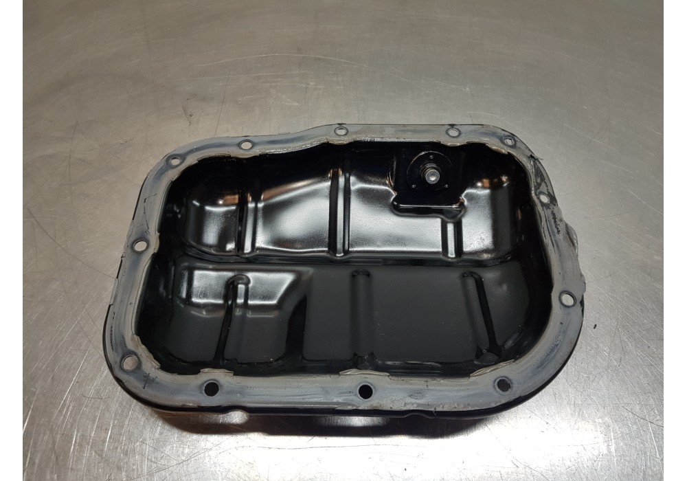 Recambio de carter para toyota corolla touring sports (e21) hybrid active referencia OEM IAM 121020T040  