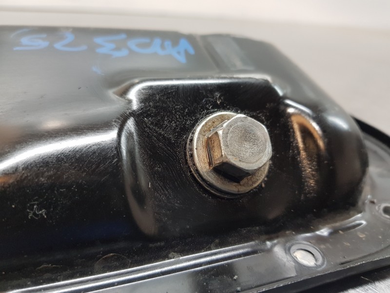 Recambio de carter para toyota corolla touring sports (e21) hybrid active referencia OEM IAM 121020T040  