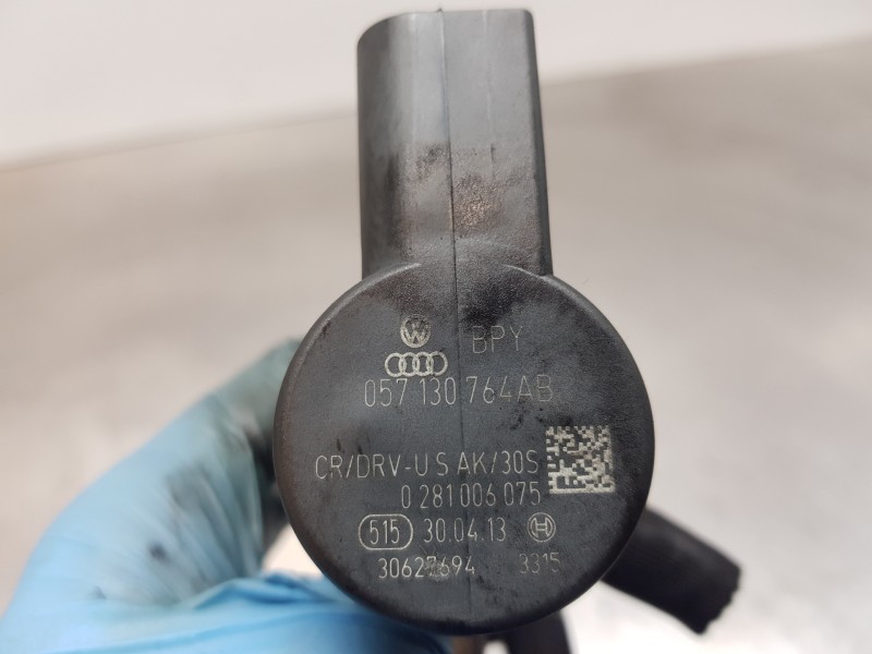 Recambio de rampa inyectora para seat exeo berlina (3r2) reference referencia OEM IAM 03L130089Q 0281006075 057130764AB Recambio de rampa inyectora para seat exeo berlina (3r2) reference referencia OEM IAM 03L130089Q 0281006075 057130764AB