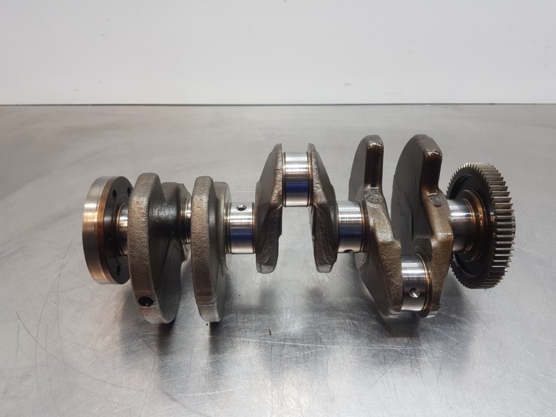 Recambio de cigueñal para citroen c4 picasso puretech referencia OEM IAM 1610812580  