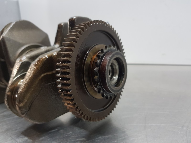 Recambio de cigueñal para citroen c4 picasso puretech referencia OEM IAM 1610812580  