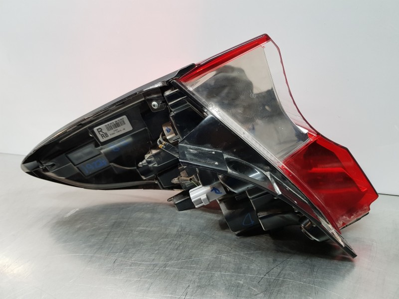 Recambio de piloto trasero derecho para toyota c-hr hybrid referencia OEM IAM 81551F4011 81550F4010  Recambio de piloto trasero derecho para toyota c-hr hybrid referencia OEM IAM 81551F4011 81550F4010