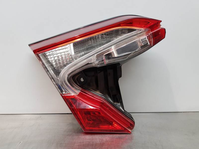 Recambio de piloto trasero izquierdo interior para toyota c-hr hybrid referencia OEM IAM 81591F4011 815590F4010  Recambio de piloto trasero izquierdo interior para toyota c-hr hybrid referencia OEM IAM 81591F4011 815590F4010