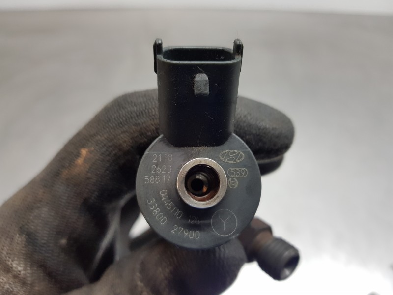 Recambio de inyector para hyundai tucson (jm) gl referencia OEM IAM 3380027900 0445110126 
