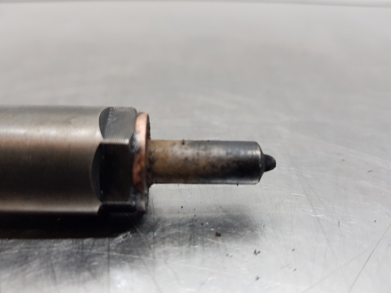 Recambio de inyector para hyundai tucson (jm) gl referencia OEM IAM 3380027900 0445110126 