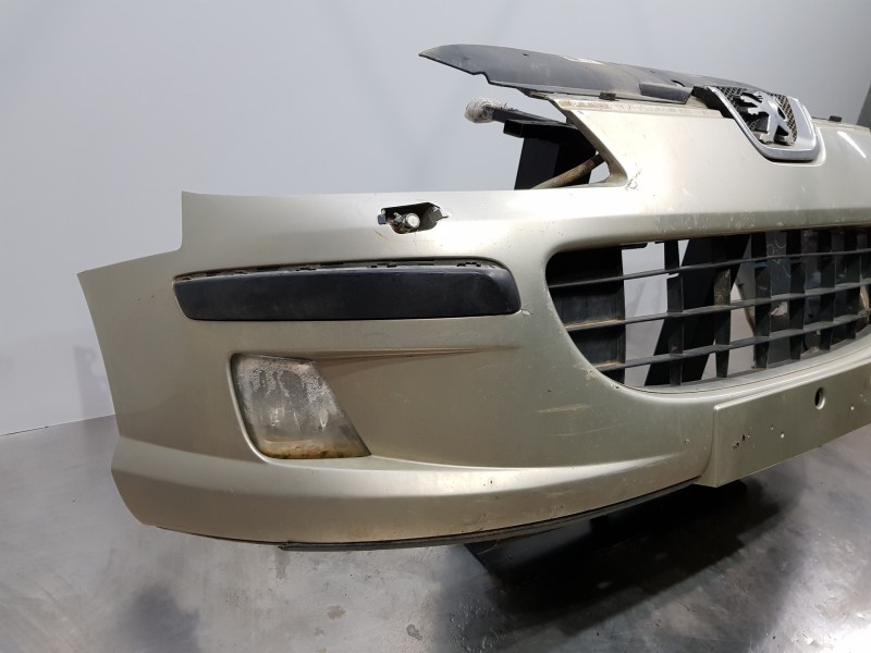Recambio de paragolpes delantero para peugeot 407 confort referencia OEM IAM 7401RC  