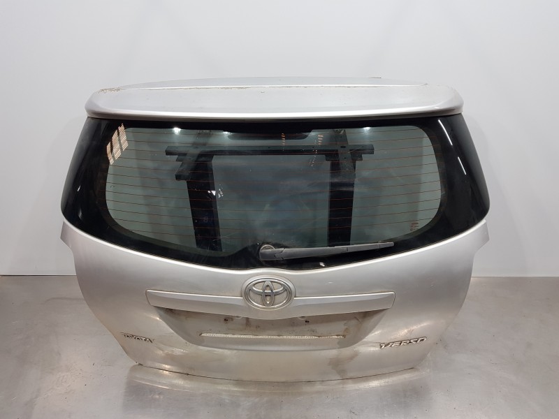 Recambio de porton trasero para toyota verso active referencia OEM IAM 670050F030  