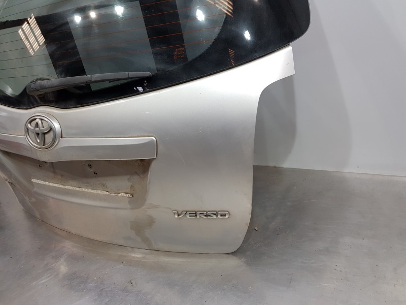 Recambio de porton trasero para toyota verso active referencia OEM IAM 670050F030  