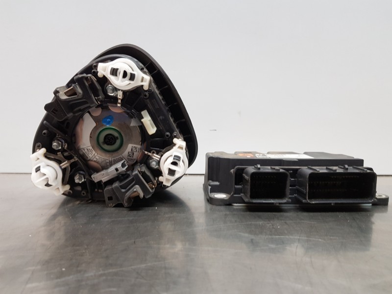 Recambio de kit airbag para opel astra k lim. 5türig expression referencia OEM IAM    Recambio de kit airbag para opel astra k lim. 5türig expression referencia OEM IAM