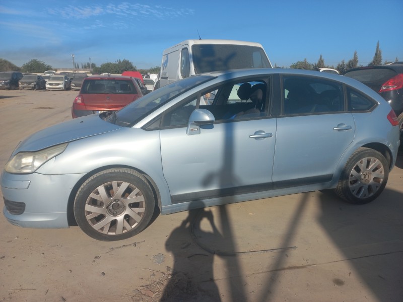 citroen c4 berlina del año 2005