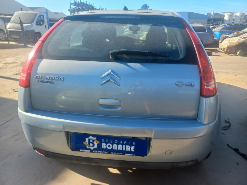 citroen c4 berlina del año 2005