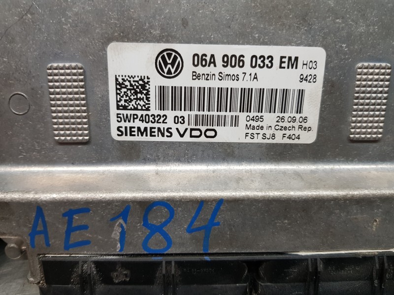 Recambio de centralita motor uce para volkswagen golf v berlina (1k1) highline referencia OEM IAM 06A906033EM 5WP40322  Recambio de centralita motor uce para volkswagen golf v berlina (1k1) highline referencia OEM IAM 06A906033EM 5WP40322