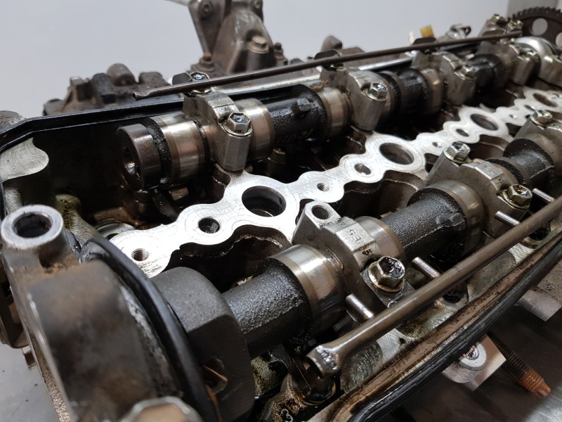 Recambio de culata para toyota verso active referencia OEM IAM 1110129605 1110109405  Recambio de culata para toyota verso active referencia OEM IAM 1110129605 1110109405