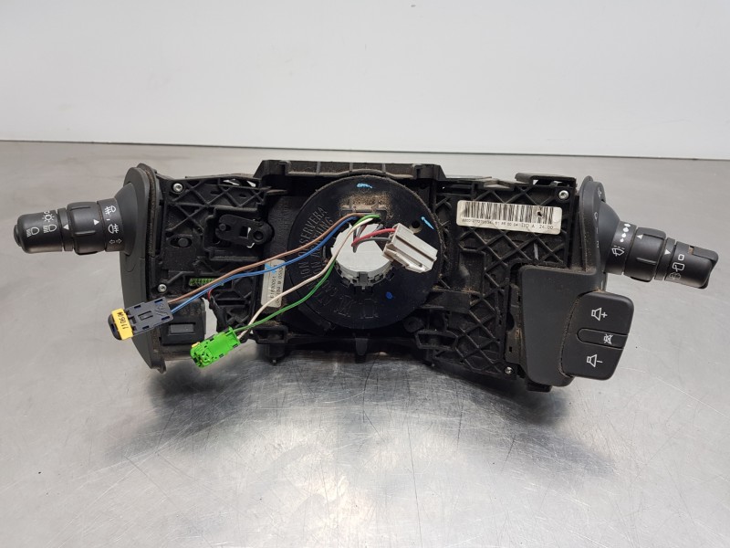 Recambio de mando multifuncion para renault scenic ii authentique referencia OEM IAM 8200127727   Recambio de mando multifuncion para renault scenic ii authentique referencia OEM IAM 8200127727