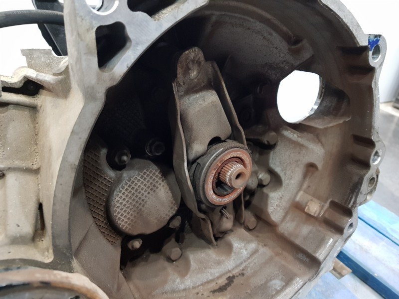 Recambio de caja cambios para volkswagen polo (6r1) advance referencia OEM IAM MZL  