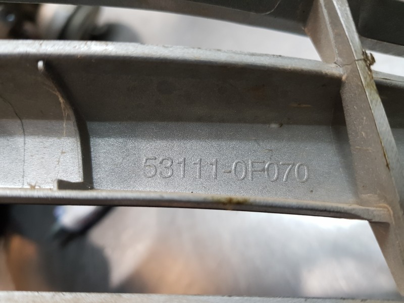 Recambio de rejilla delantera para toyota verso active referencia OEM IAM 531110F903 531110F070  Recambio de rejilla delantera para toyota verso active referencia OEM IAM 531110F903 531110F070
