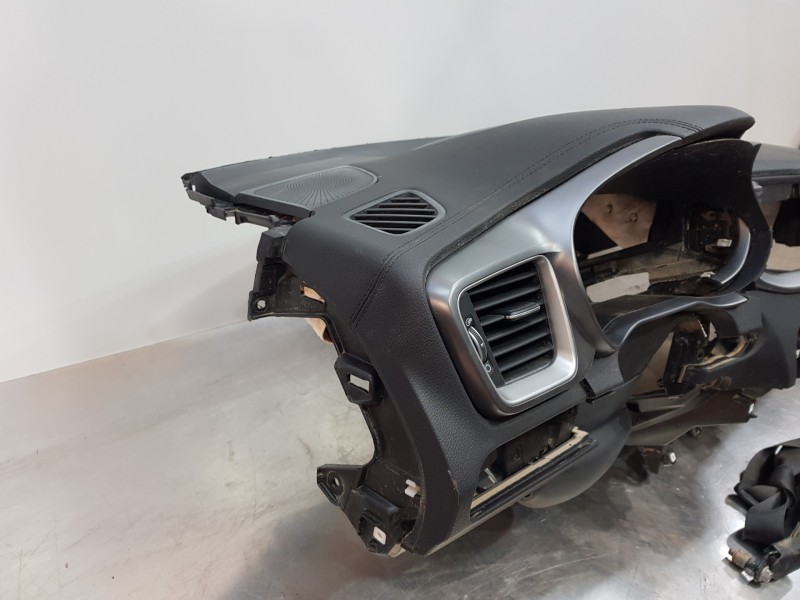 Recambio de kit airbag para kia ceed drive referencia OEM IAM 84710J7AA0WK 80300J7000 80100J7100