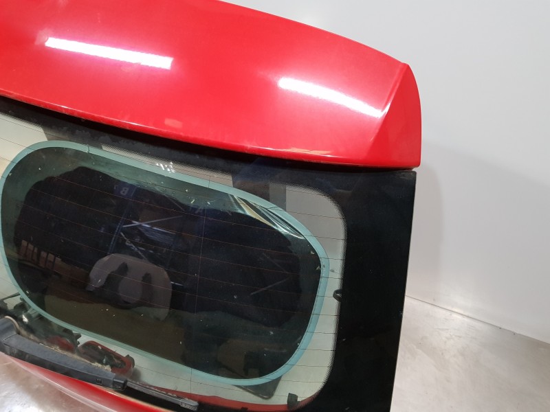 Recambio de porton trasero para volkswagen polo (6r1) advance referencia OEM IAM 6R6827025C  