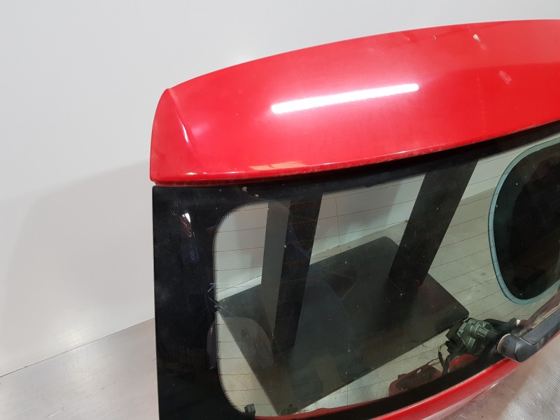 Recambio de porton trasero para volkswagen polo (6r1) advance referencia OEM IAM 6R6827025C  