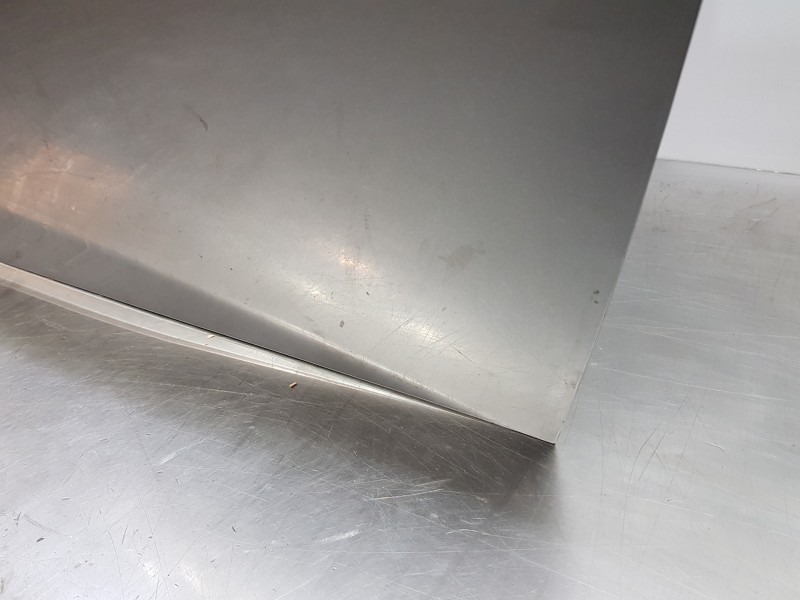 Recambio de puerta delantera derecha para peugeot 208 (p2) puretech referencia OEM IAM 9827577580  