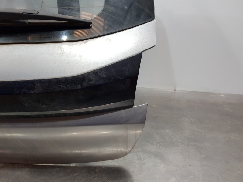 Recambio de porton trasero para peugeot 208 (p2) puretech referencia OEM IAM 9827577380  
