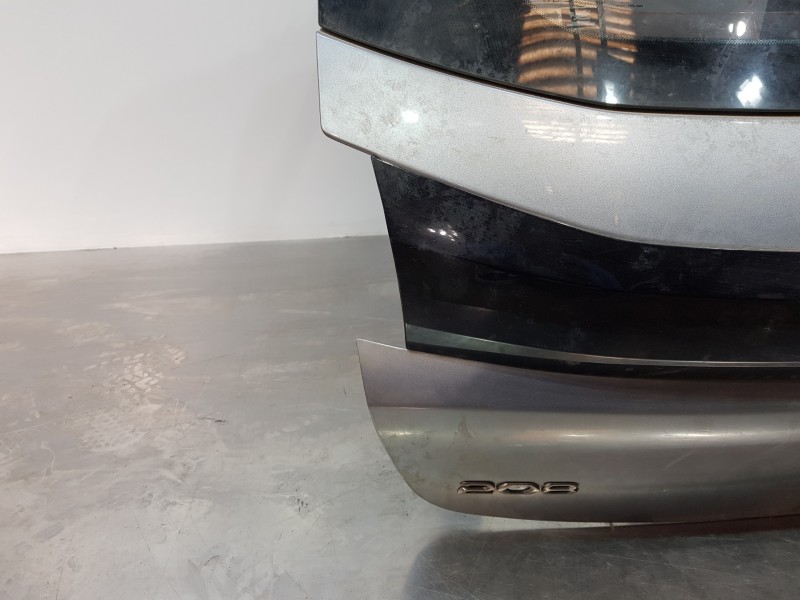 Recambio de porton trasero para peugeot 208 (p2) puretech referencia OEM IAM 9827577380  