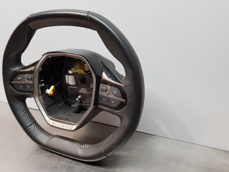 Recambio de volante para peugeot 208 (p2) puretech referencia OEM IAM 98255044ZD  