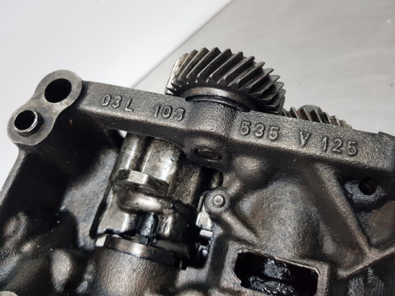 Recambio de bomba aceite para seat exeo berlina (3r2) reference referencia OEM IAM 03L103295H   Recambio de bomba aceite para seat exeo berlina (3r2) reference referencia OEM IAM 03L103295H