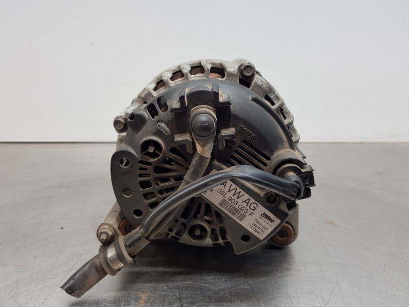 Recambio de alternador para volkswagen polo (6r1) advance referencia OEM IAM 03L903023F  