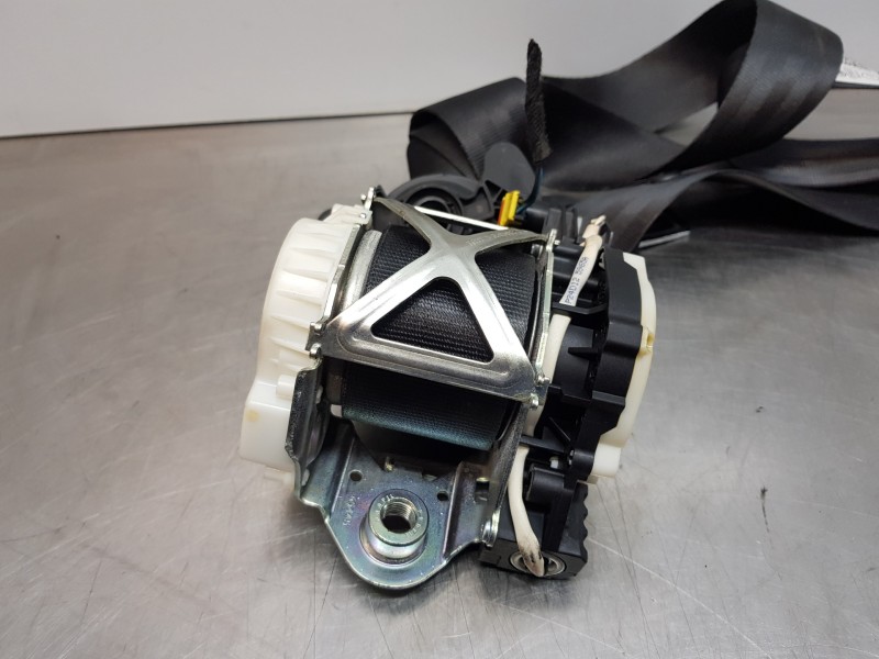 Recambio de cinturon seguridad delantero derecho para volkswagen polo (6r1) advance referencia OEM IAM 6R4857706RAA 6R4857706 