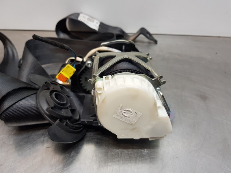 Recambio de cinturon seguridad delantero derecho para volkswagen polo (6r1) advance referencia OEM IAM 6R4857706RAA 6R4857706 