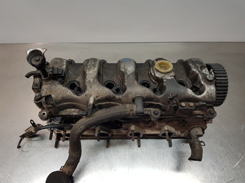 Recambio de culata para hyundai tucson (jm) gl referencia OEM IAM 2210027901 2211127901  Recambio de culata para hyundai tucson (jm) gl referencia OEM IAM 2210027901 2211127901