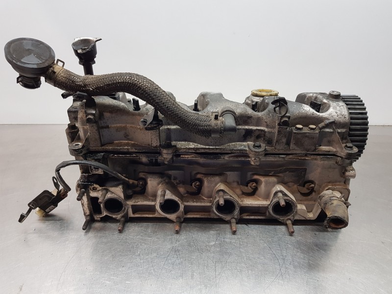 Recambio de culata para hyundai tucson (jm) gl referencia OEM IAM 2210027901 2211127901  Recambio de culata para hyundai tucson (jm) gl referencia OEM IAM 2210027901 2211127901