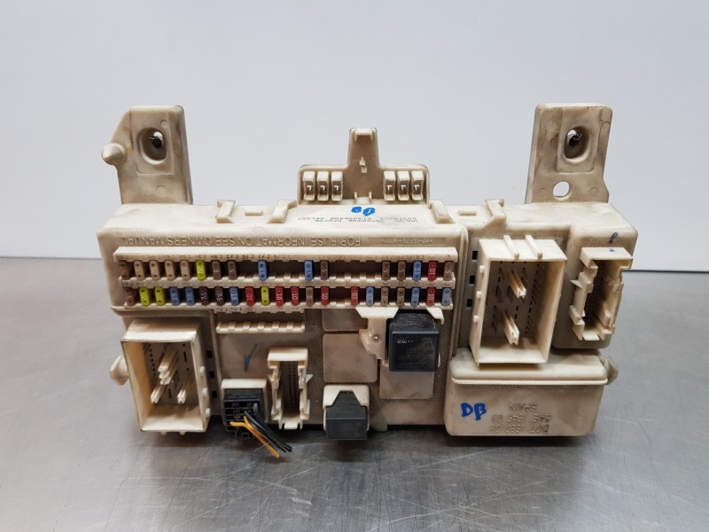 Recambio de caja reles / fusibles para volvo s40 berlina summum referencia OEM IAM 30728906   Recambio de caja reles / fusibles para volvo s40 berlina summum referencia OEM IAM 30728906