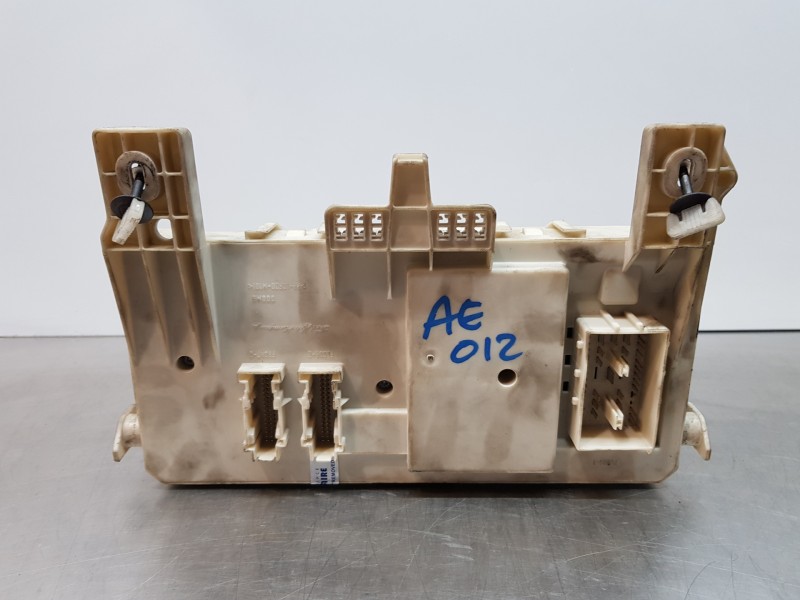 Recambio de caja reles / fusibles para volvo s40 berlina summum referencia OEM IAM 30728906   Recambio de caja reles / fusibles para volvo s40 berlina summum referencia OEM IAM 30728906