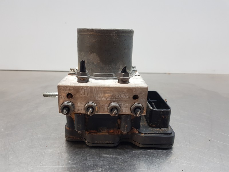 Recambio de abs para volkswagen polo (6r1) advance referencia OEM IAM 6C0614517E 0265956084  Recambio de abs para volkswagen polo (6r1) advance referencia OEM IAM 6C0614517E 0265956084