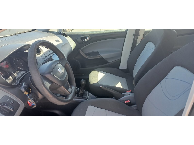 seat ibiza st (6j8) del año 2012